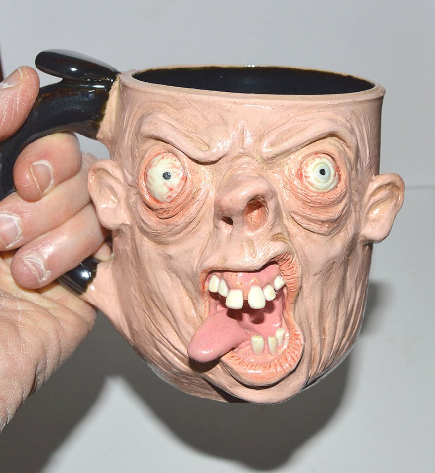 Scravis Creepy Mugs