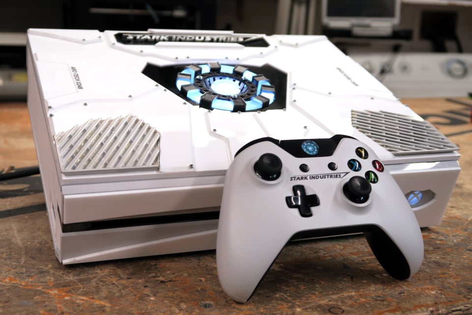 DIY Stark Industries Xbox One