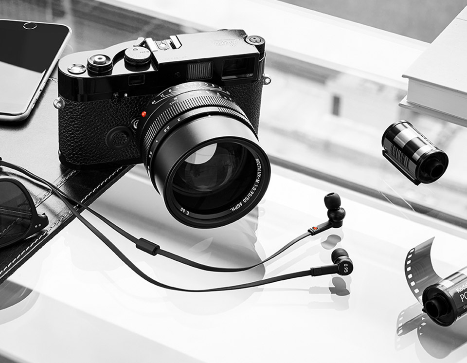 Master & Dynamic x Leica 0.95