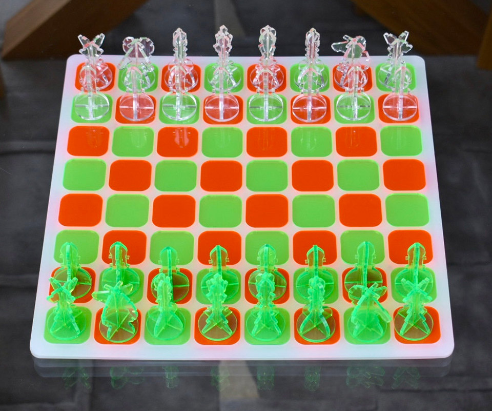 Mod Acrylic Chess Sets