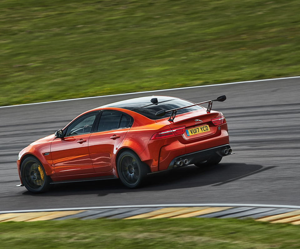 Jaguar XE SV Project 8