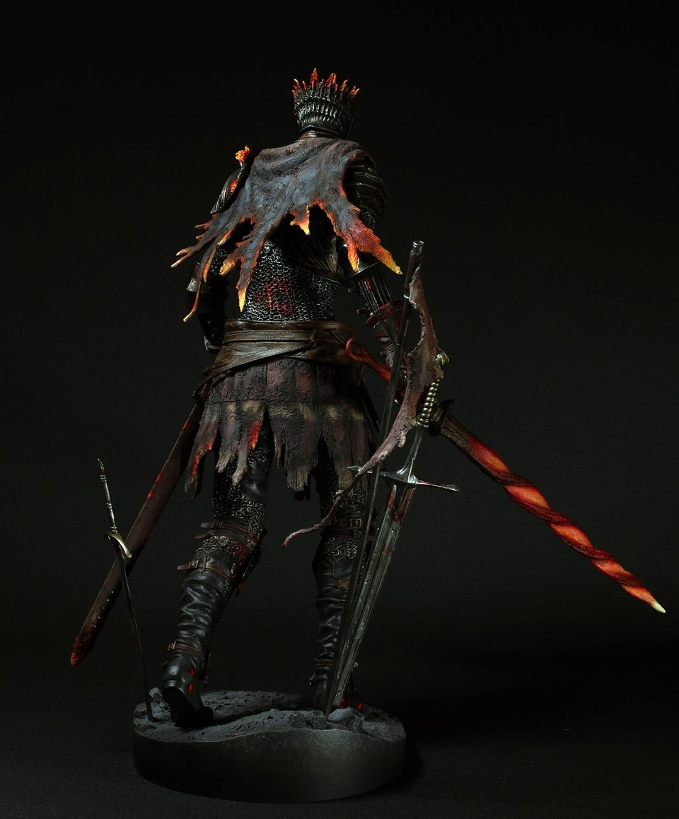 Gecco Soul of Cinder Statue