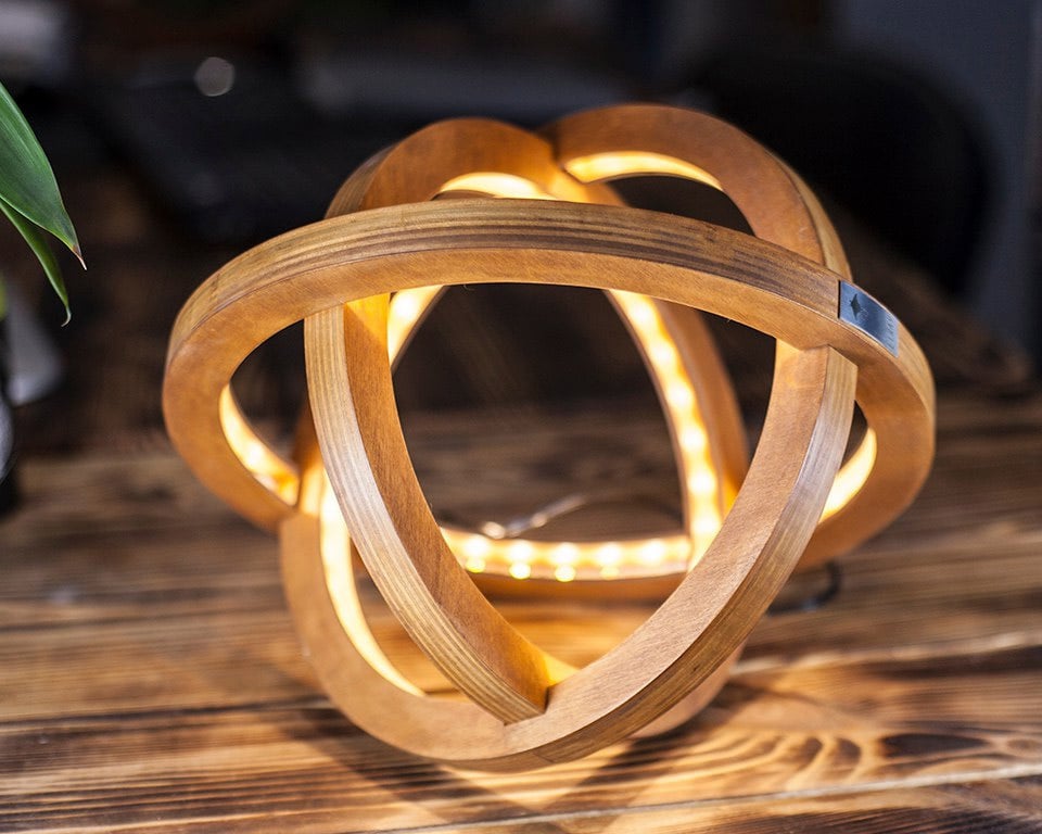 Atom LED Wood Lamp
