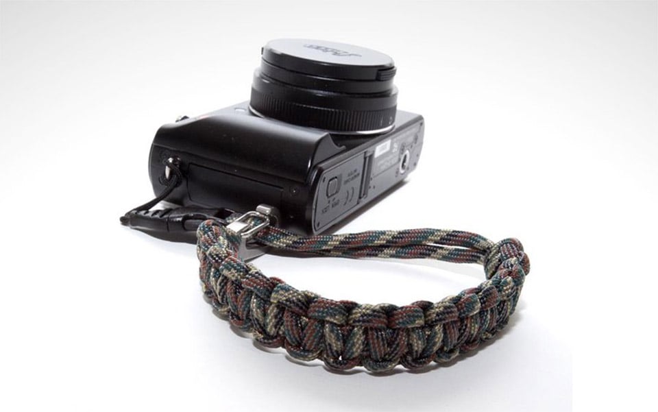 10 Ways to Carry Paracord