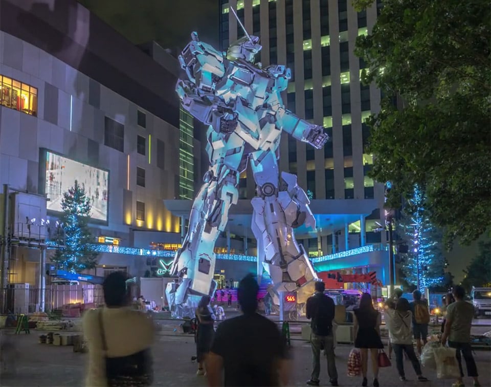 Life-size Unicorn Gundam