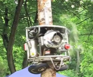 Tree-trimming Robot