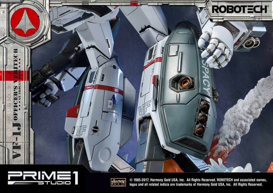 Robotech VF-1J Guardian Mode Statue