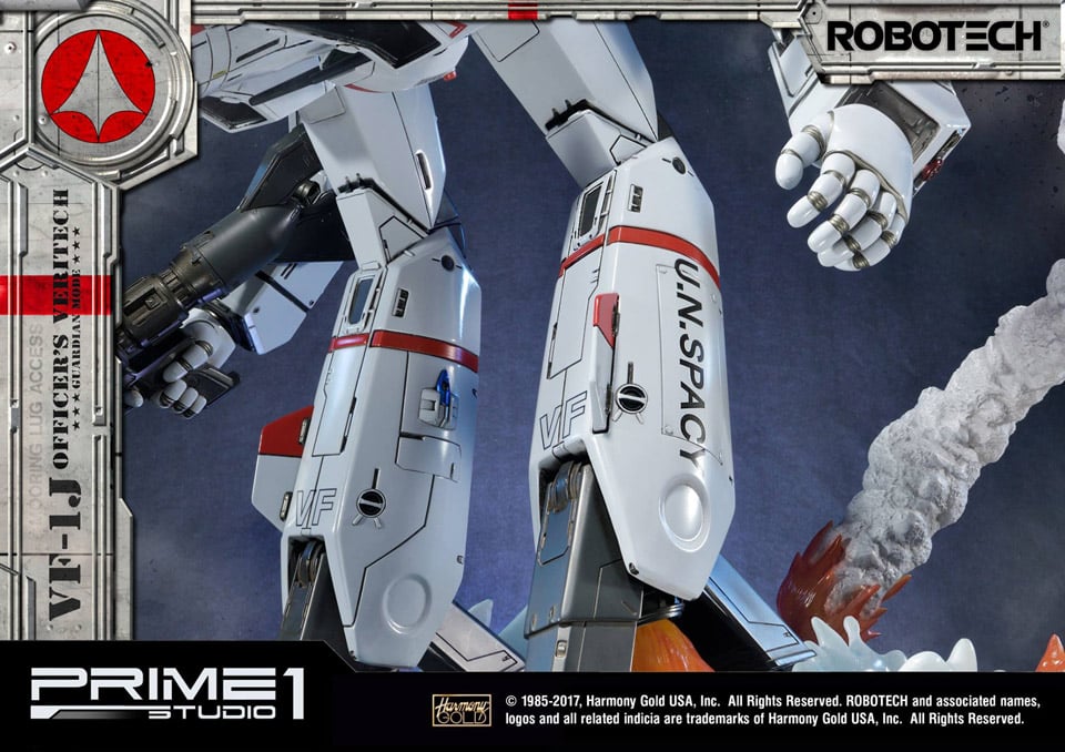 Robotech VF-1J Guardian Mode Statue