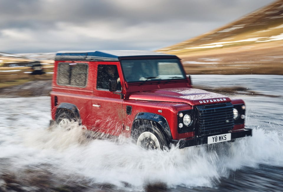 Land Rover Defender Works V8