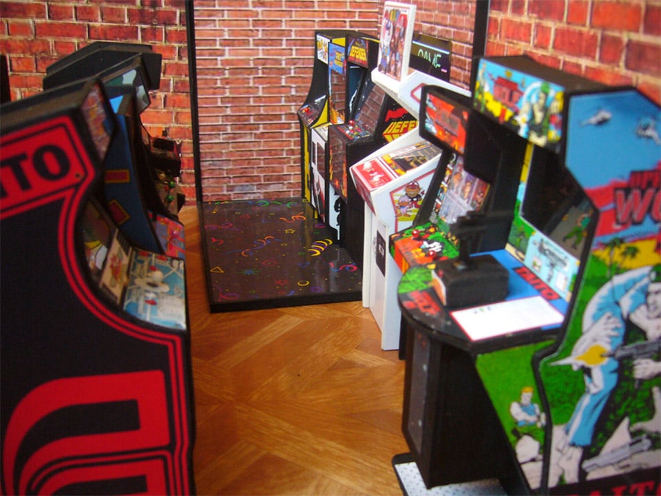 Mini Arcade & Pinball Machines