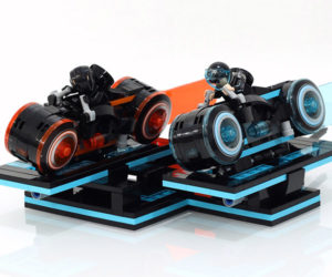 LEGO TRON Action Stands