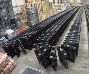 Shipping Pallet Dominoes