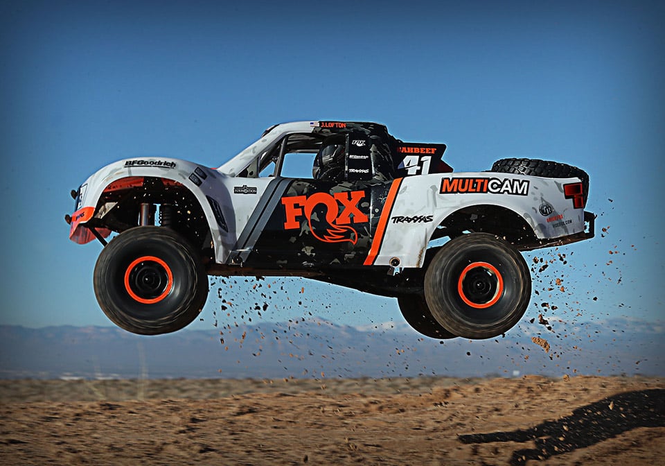 Traxxas unlimited on sale desert racer