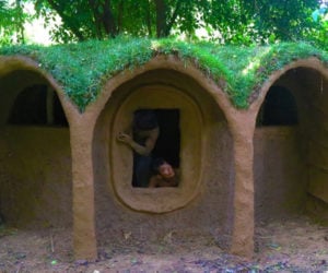 Building a Primitive Hobbit Hut