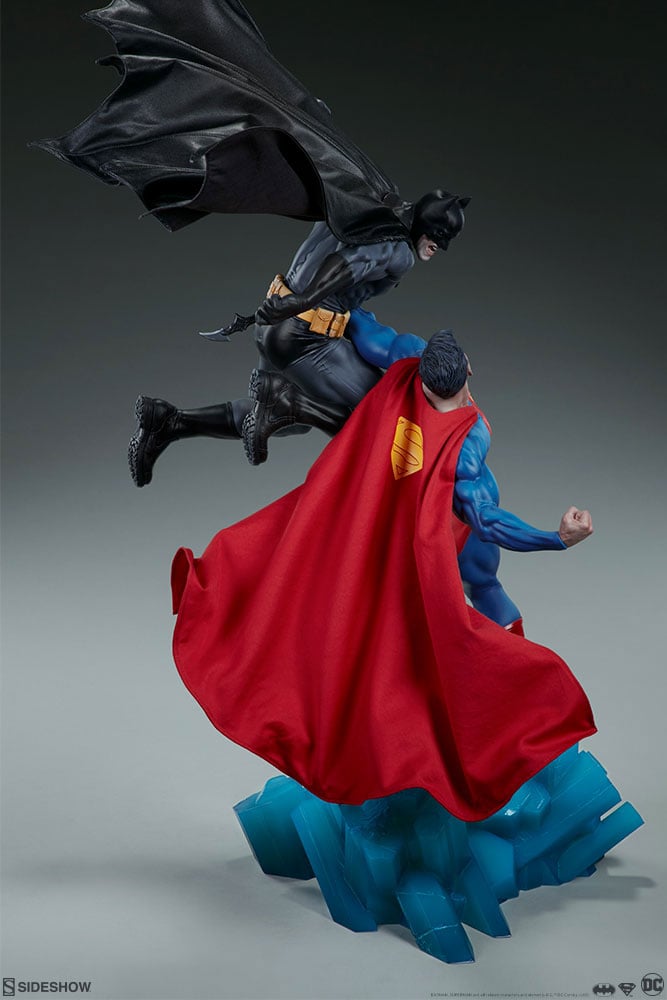 Batman vs. Superman Diorama