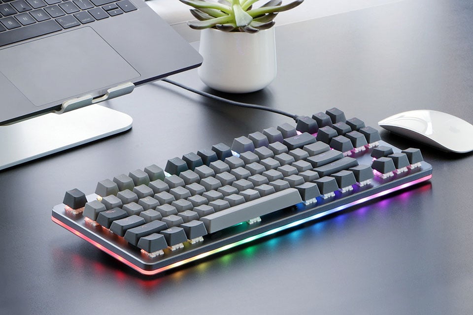 Massdrop's CTRL is a Mechanical Keyboard with Hot-Swappable