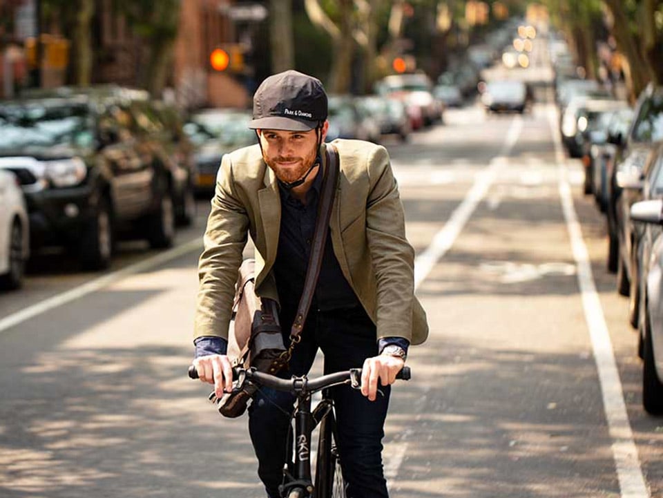 bike helmet that looks like a baseball cap