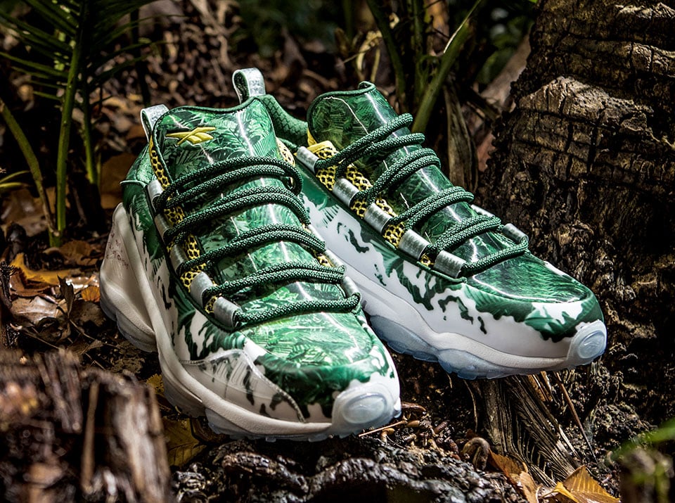 sacudir Minimizar China Reebok to Release a Predator-themed Variant of the DMX Run 10