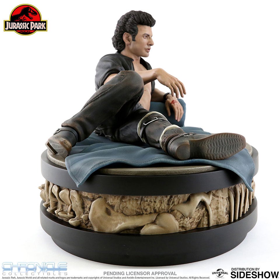 Jurassic Park Ian Malcolm Statue