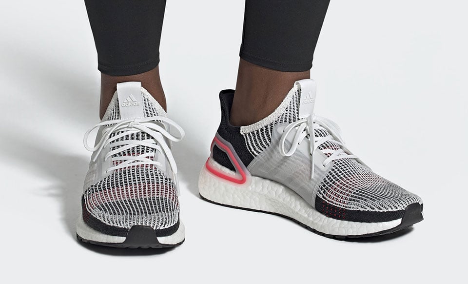 Ultraboost 19 cloud white  2024 chalk white  active red