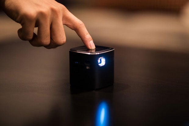 PIQO Pocket Projector