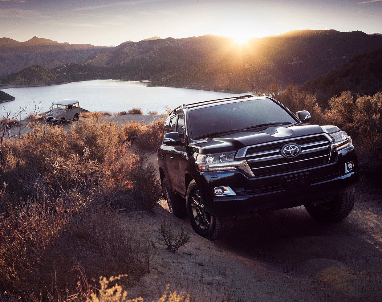 2020 Land Cruiser Heritage Edition Embraces Retro Styling Off Road Toughness