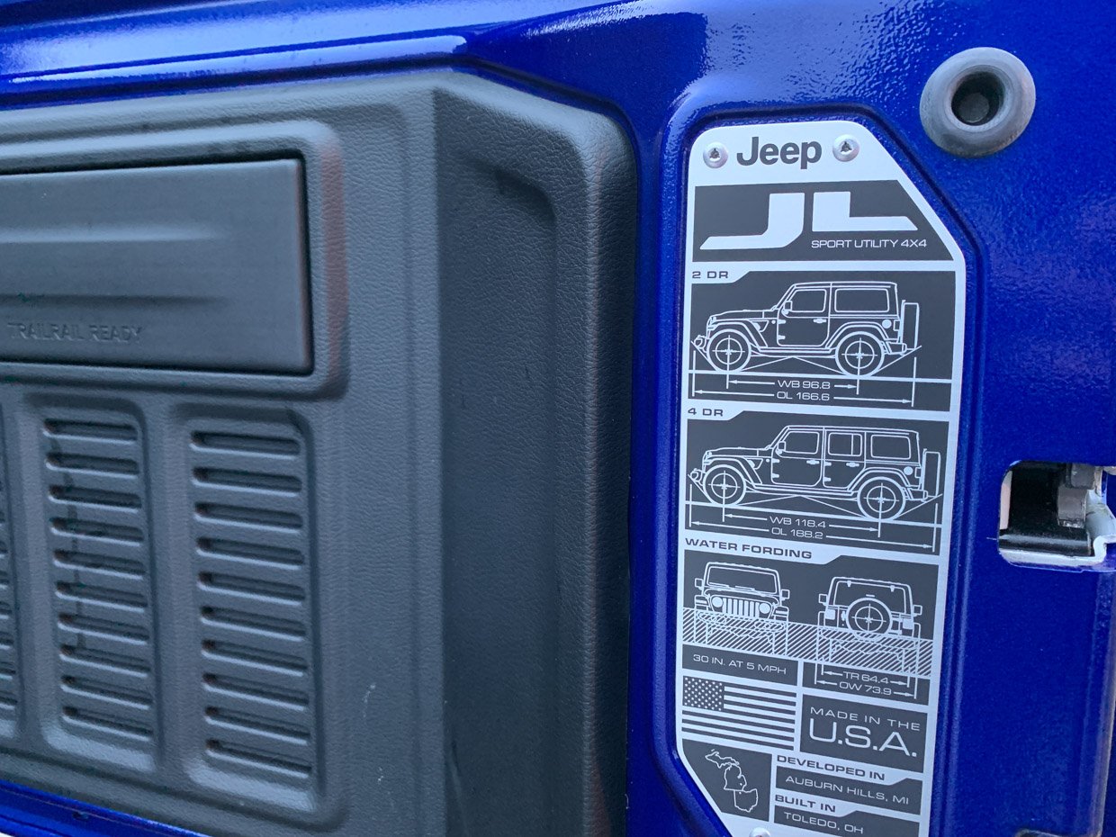 Jeep JL Wrangler: 10 Things We Love