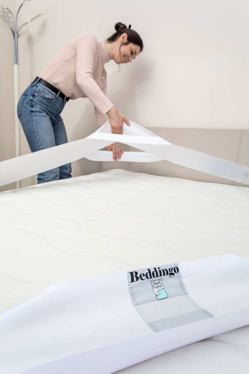 Fitted sheets stays tight with Beddingo's Velcro straps - Curbed