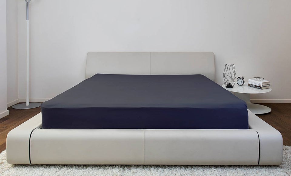 Beddingo Bed Sheets Stay Tucked, Fitted, and Free of Wrinkles