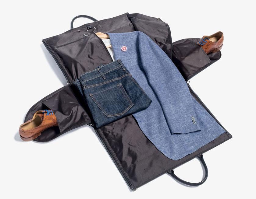 This Foldable Garment Bag Turns into a Stylish Duffel