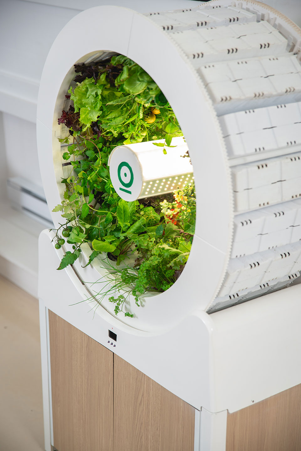 OGarden Smart Indoor Garden