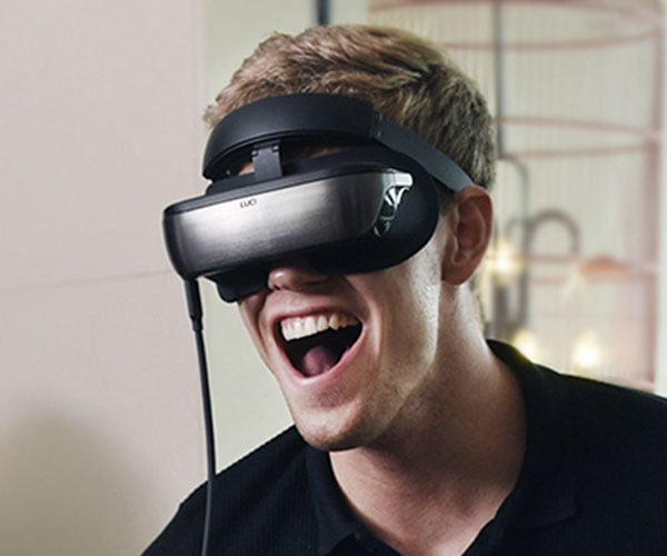The Luci Immers HMD Puts You in a Virtual Movie Theater