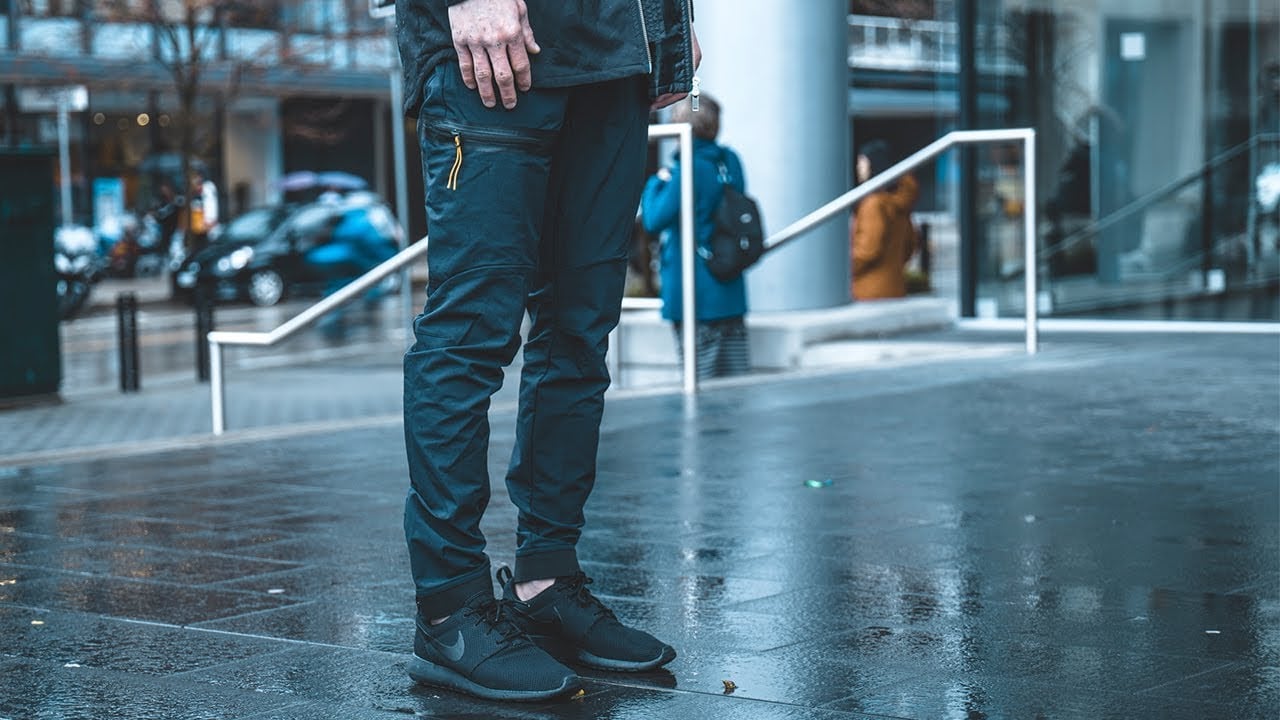 Foehn's Brise Rock-Climbing Pants Nicely Combine Form with Function