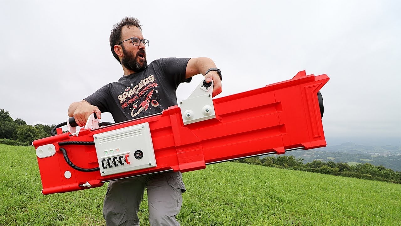 This Giant Nerf Gatling Gun Fires Off 10 Rounds Per Second