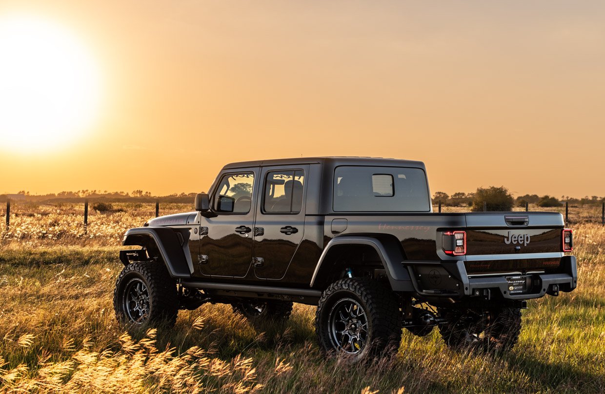 hennessey gave the jeep gladiator a 1000hp hellcat v8