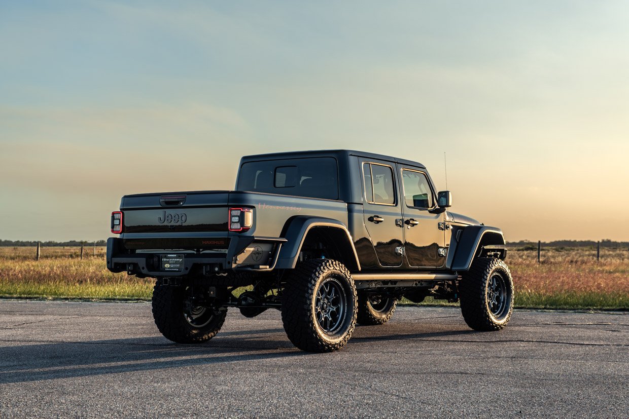 hennessey gave the jeep gladiator a 1000hp hellcat v8