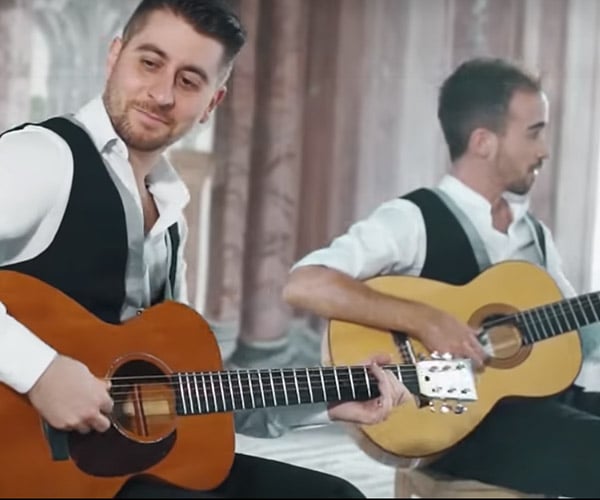 Disney Acoustic Guitar - A Delightful Medley Of Disney Songs On Acoustic Guitar
