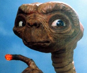 E.T. Honest Trailer