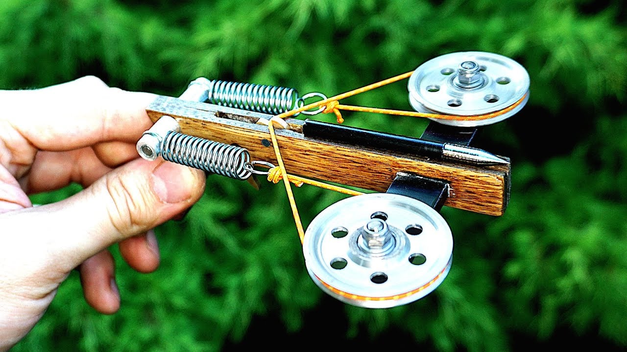 Making a Mini Compound Crossbow