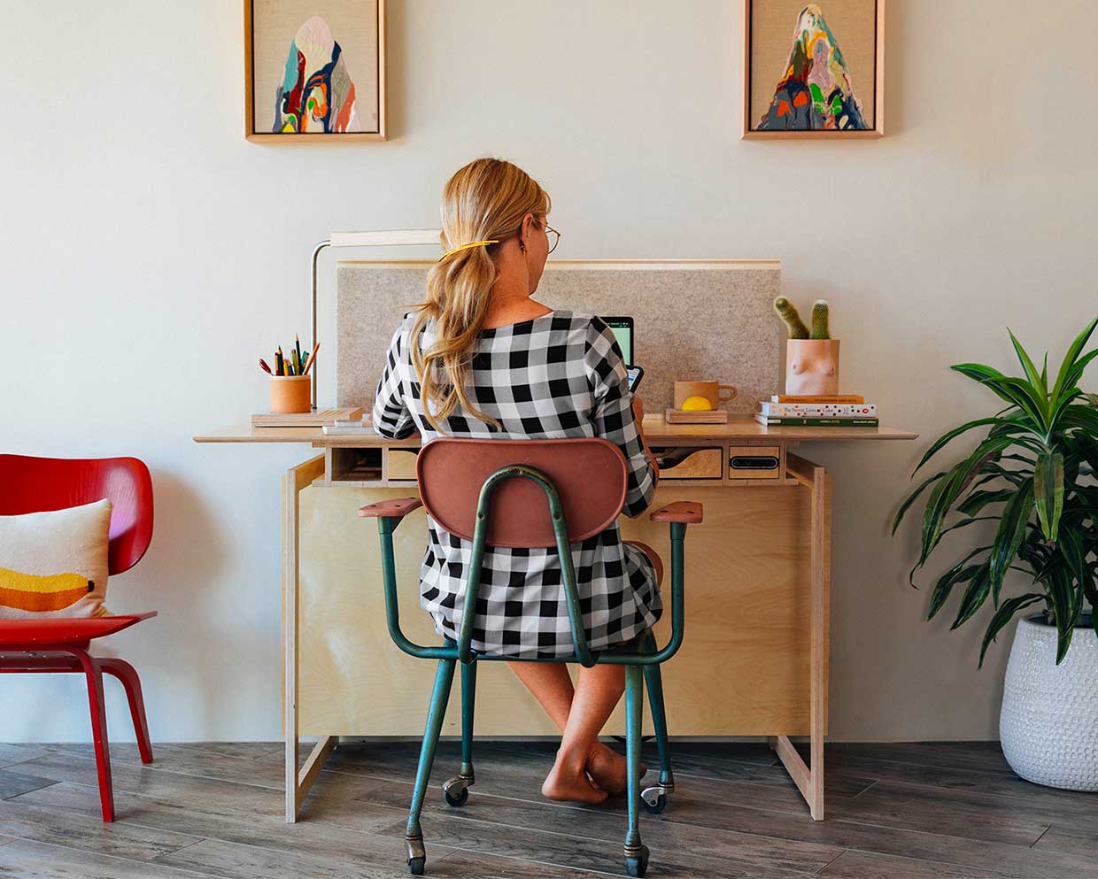 Mateo Sit-Stand Desk