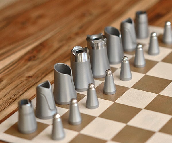 Crownes Chess Set