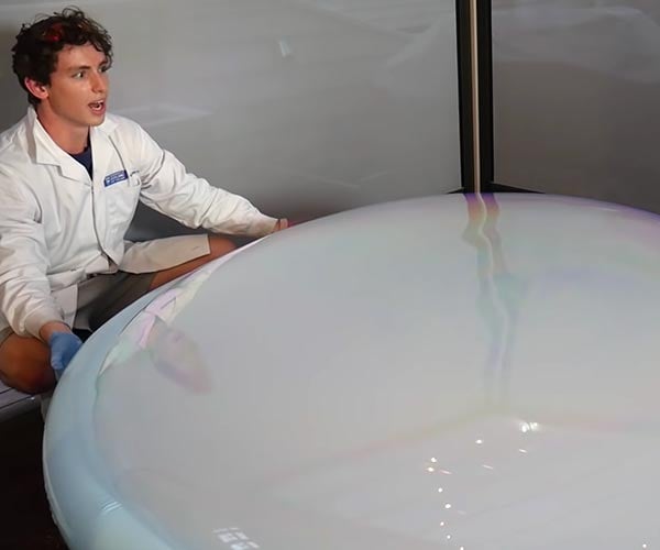 World’s Largest Dry Ice Bubble