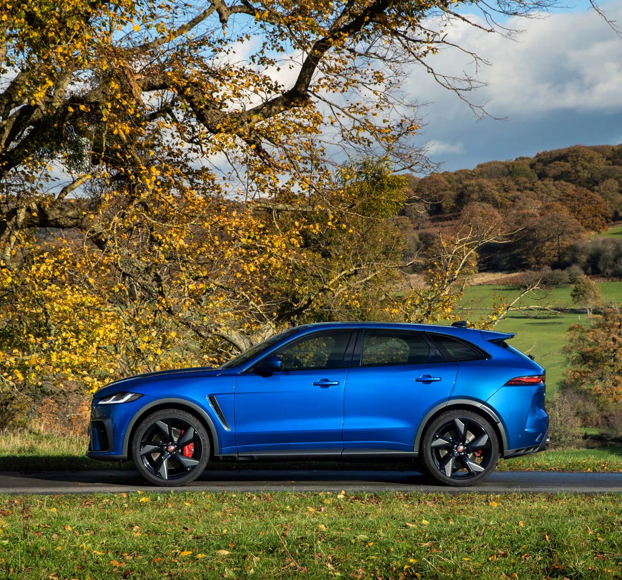 2021 Jaguar F-Pace SVR Does 0-to-60 in Just 3.8 Seconds