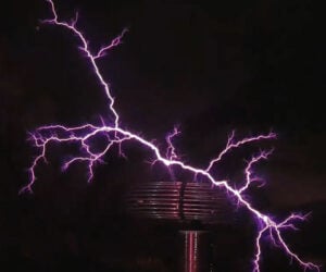 Seven Nation Army on Tesla Coils
