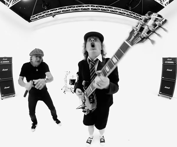 AC/DC: Realize
