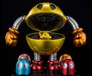 Pac-Man Chogokin Mech Figure