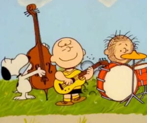 Peanuts Sing Roundabout