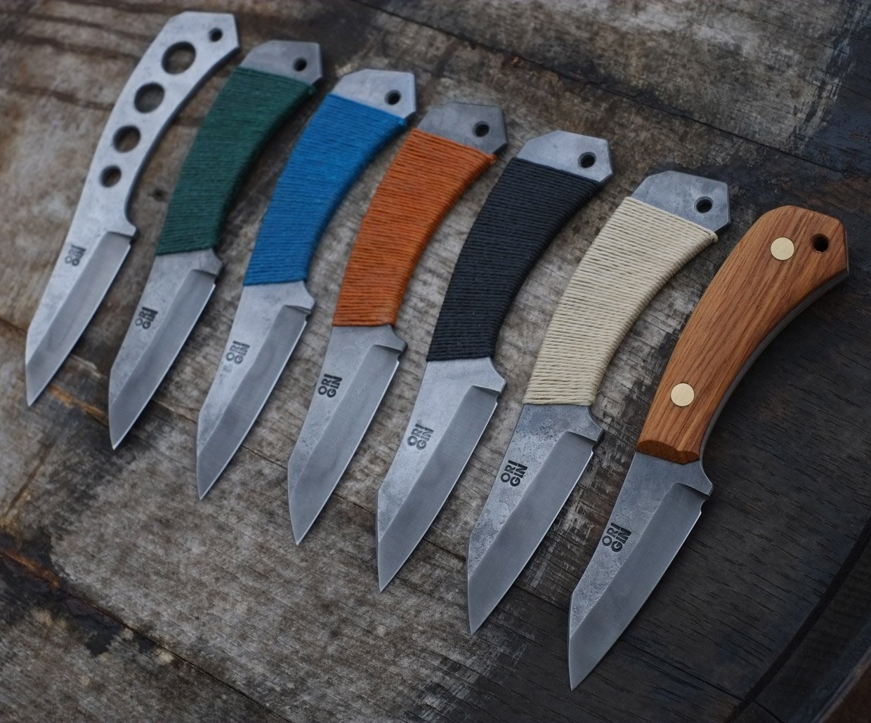 TILI Fixed-Blade Knife