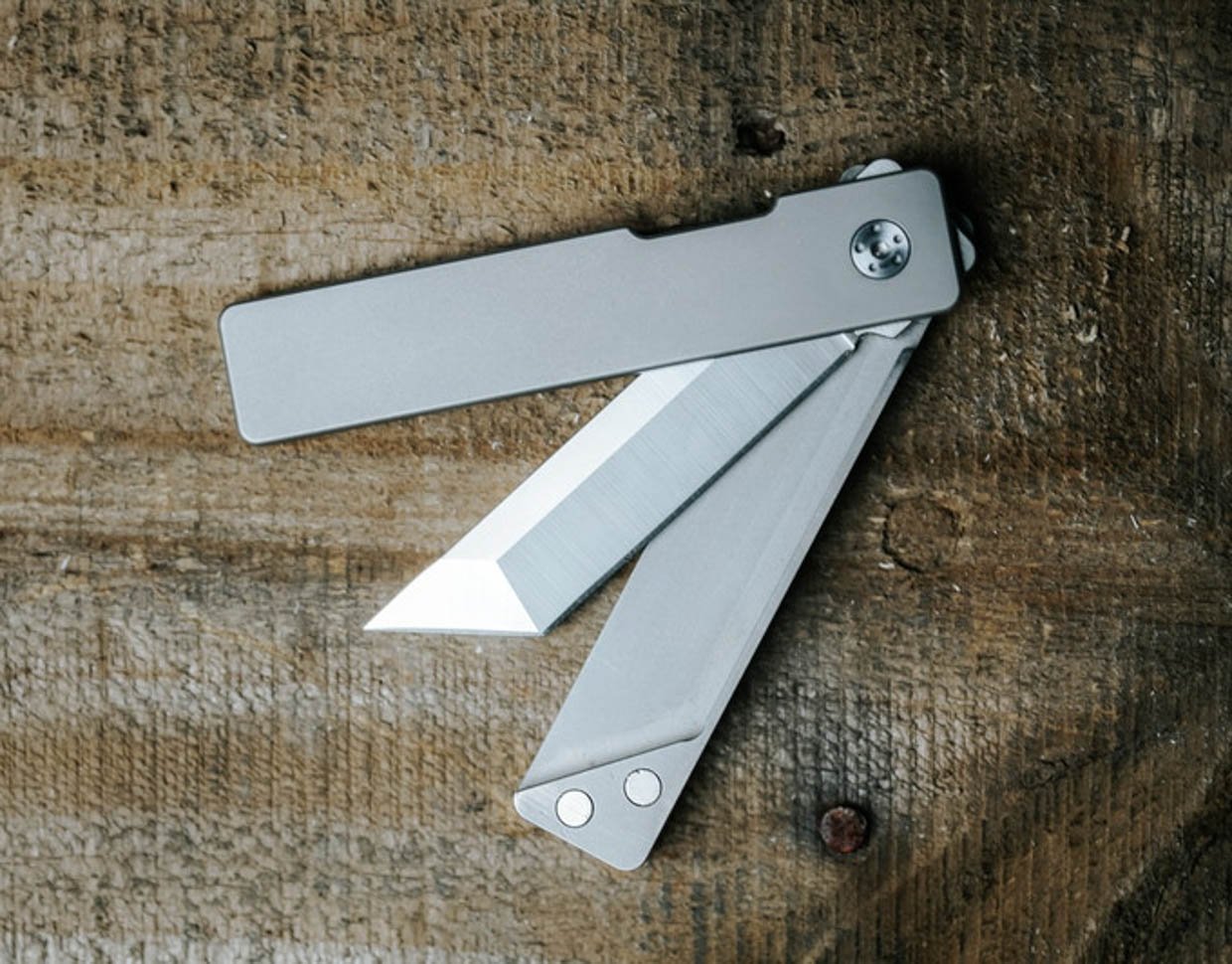 MagBlade Magnetic Titanium Knife