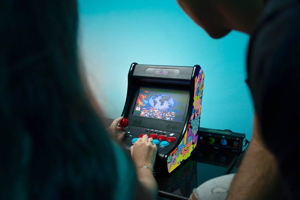 Tanoshibe Arcade Cabinet